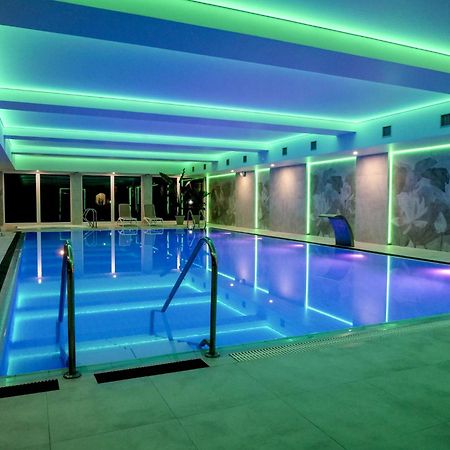Krol Plaza Spa & Wellness ヤロスワビエツ エクステリア 写真